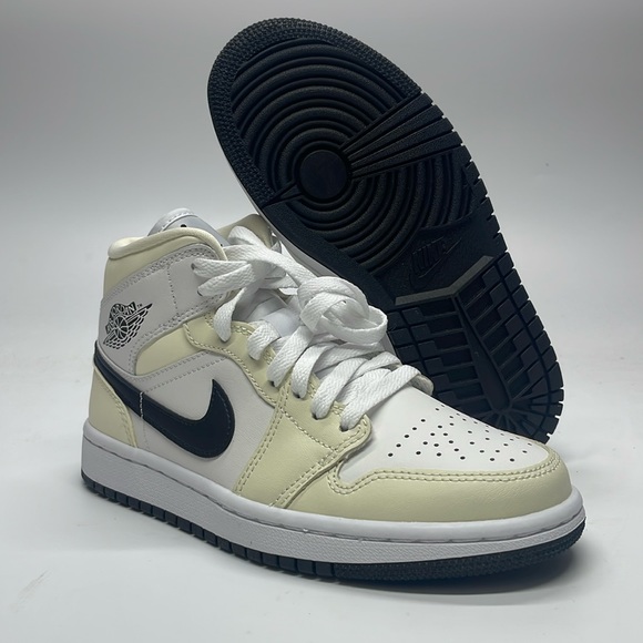 Jordan Shoes - Women’s air Jordan 1 mid Black/White BQ6472-121 NWOB